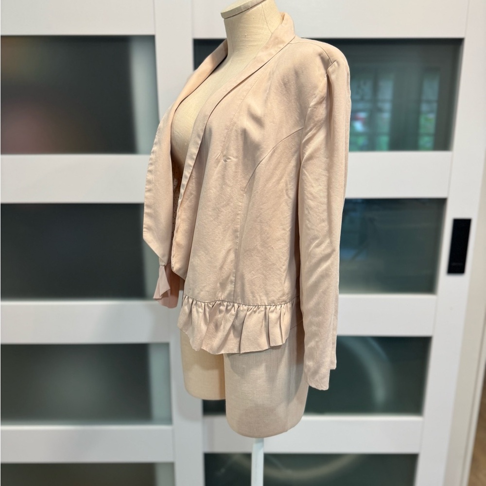 Cartonnier Light Pink/Beige Ruffle-Trim Open Style Size M Lightweight Blazer - Picture 3 of 12